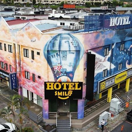 Smile Hotel Shah Alam Seksyen 9 Екстер'єр фото